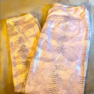 Leggings pink and shiny